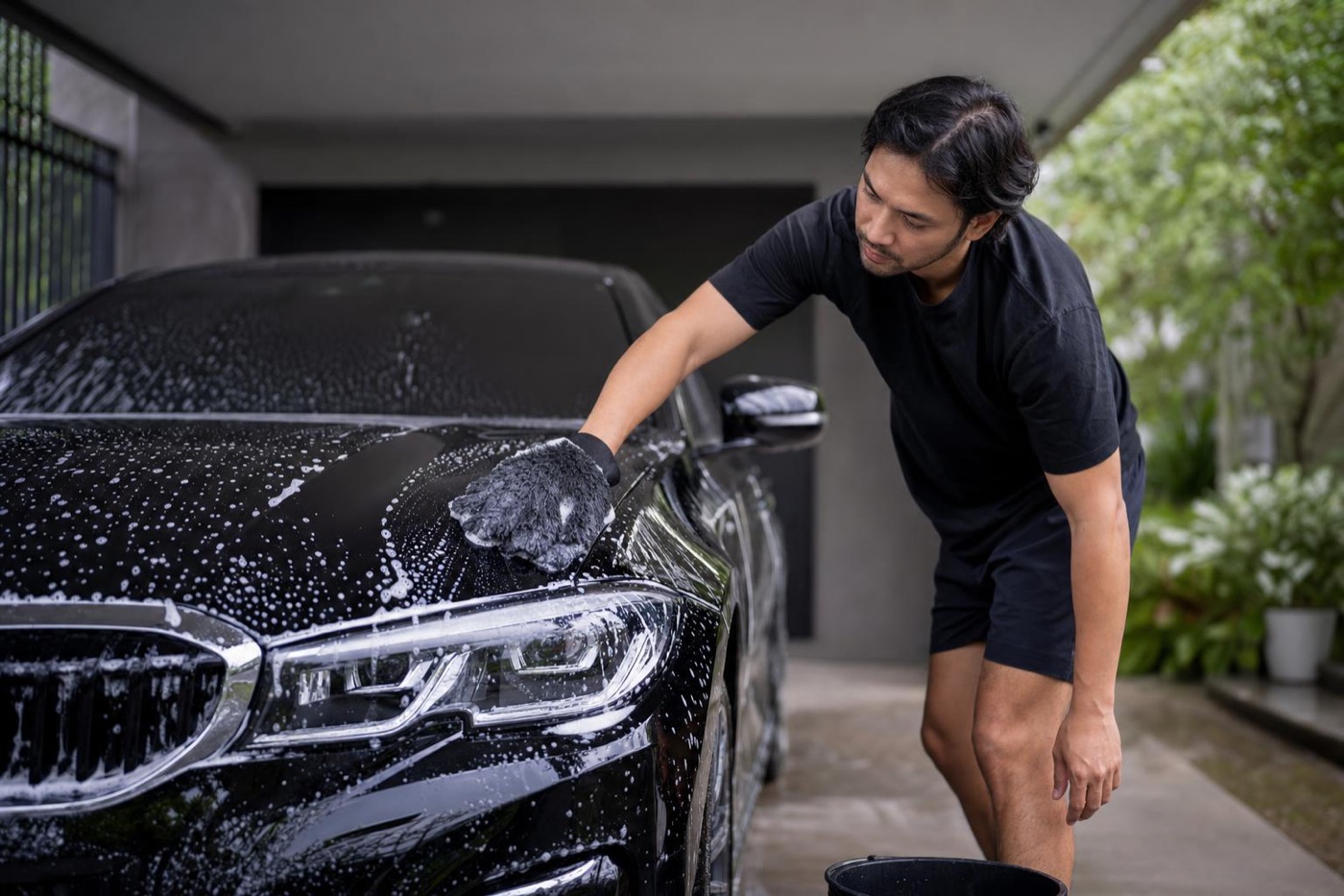 在陰涼處洗車避免水痕
